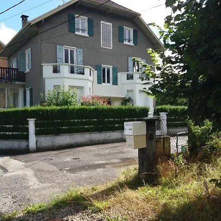 Au Bord Du Foron Apartment *